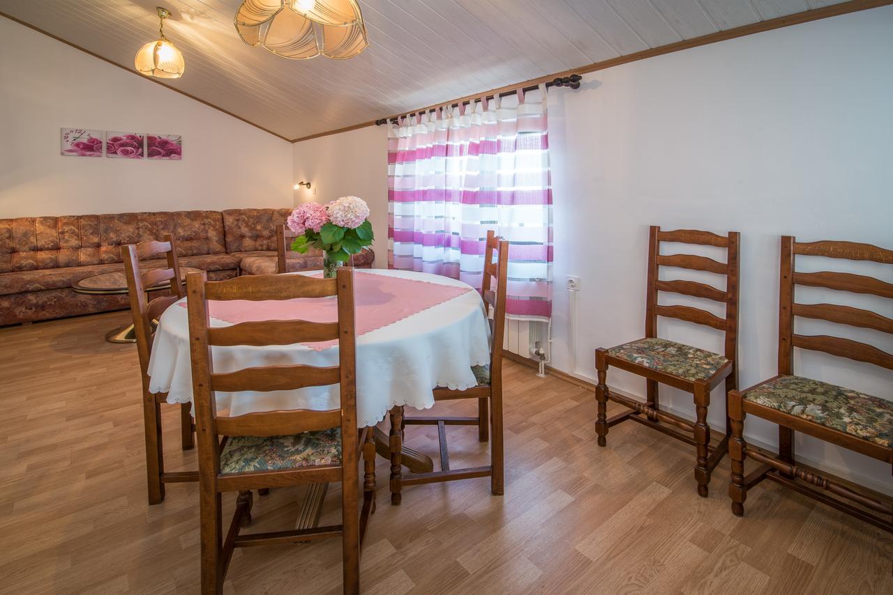 Apartment Sandra Krk Krk Town Exterior photo